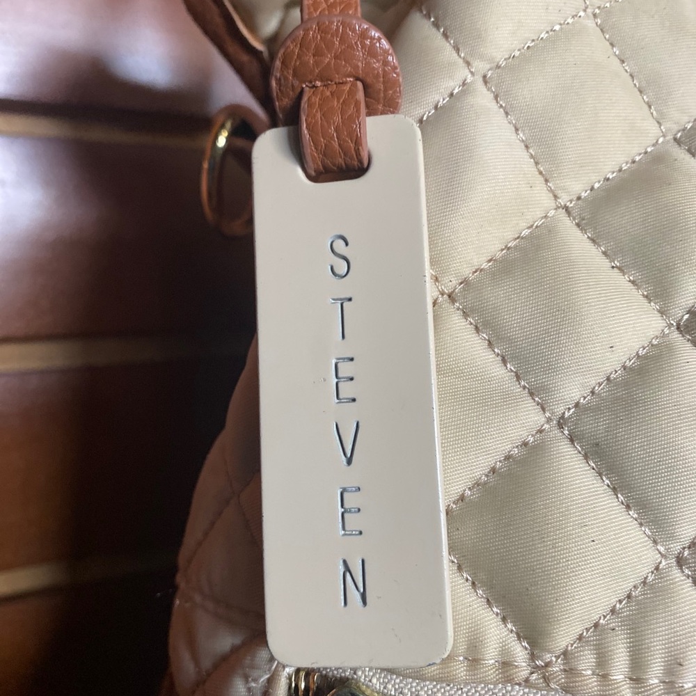 Steven - Picture 2 of 5